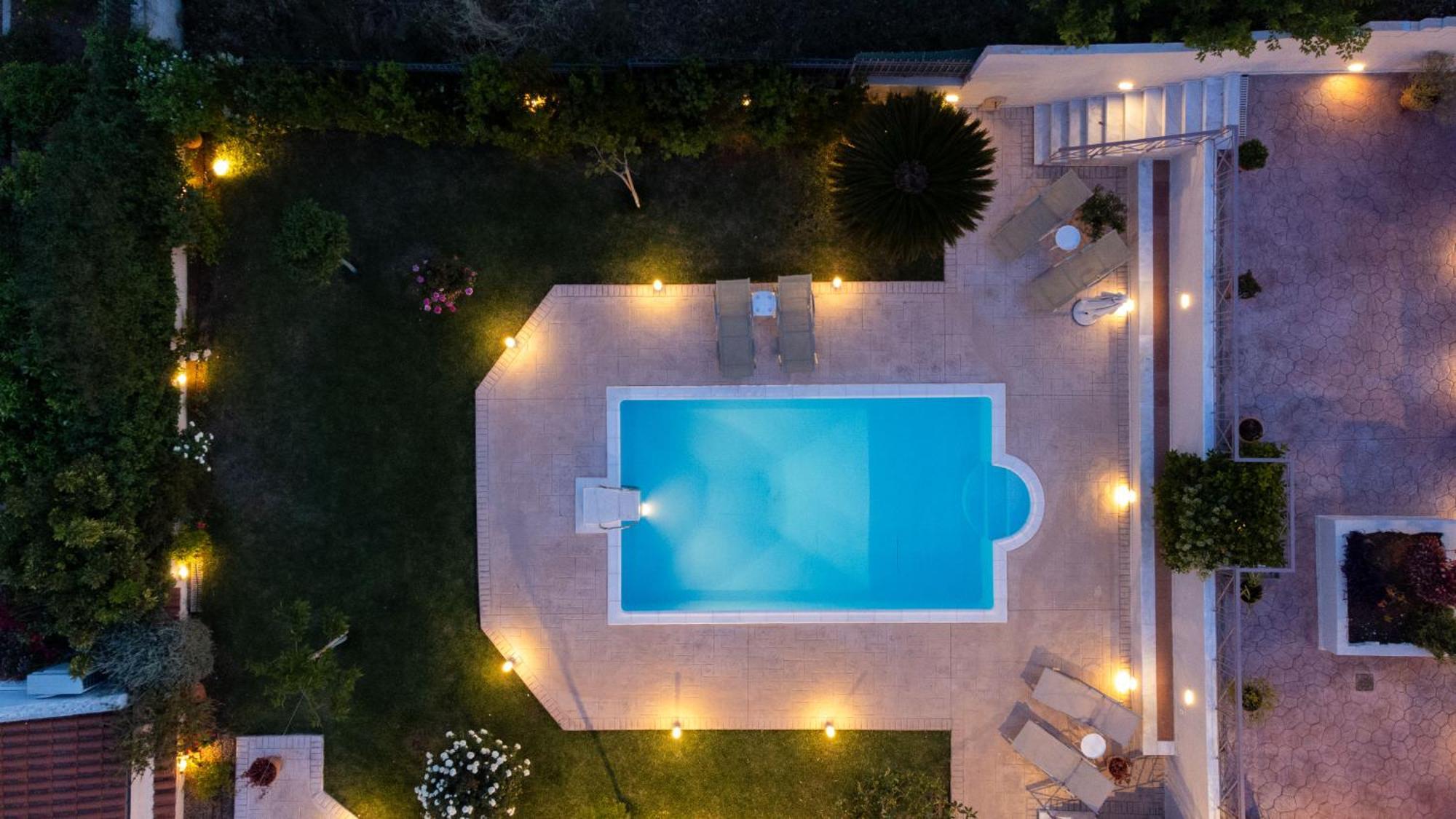 Artemis Riviera Villa Exterior foto