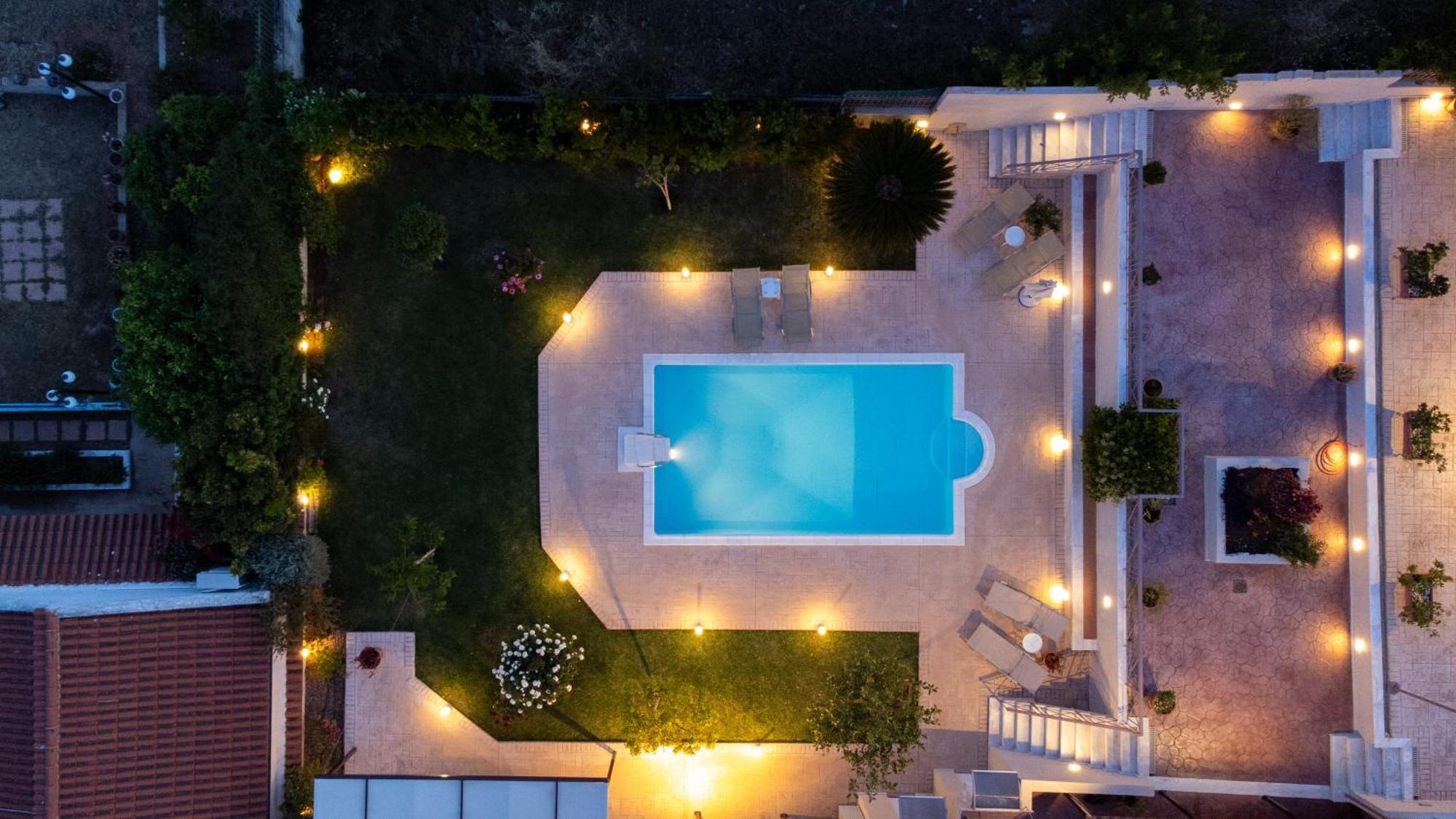 Artemis Riviera Villa Exterior foto